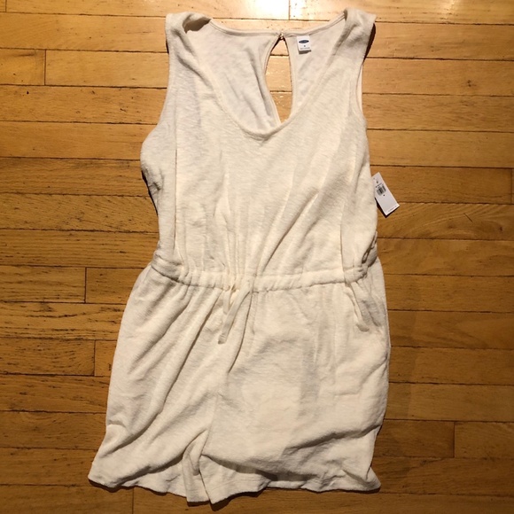 Brand New Old Navy Women’s Cream Terry Cloth Onesie Romper - Picture 5 of 16